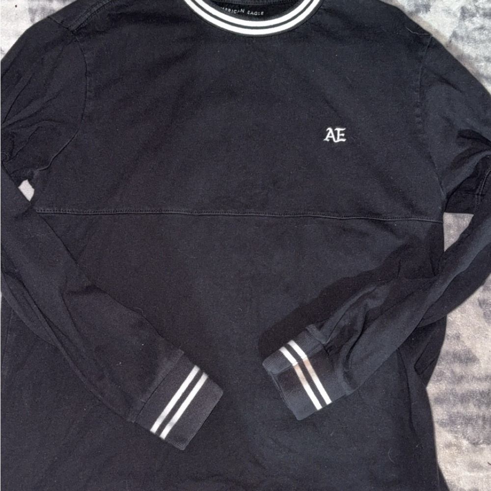 American Eagle Black Long Sleeve Shirt